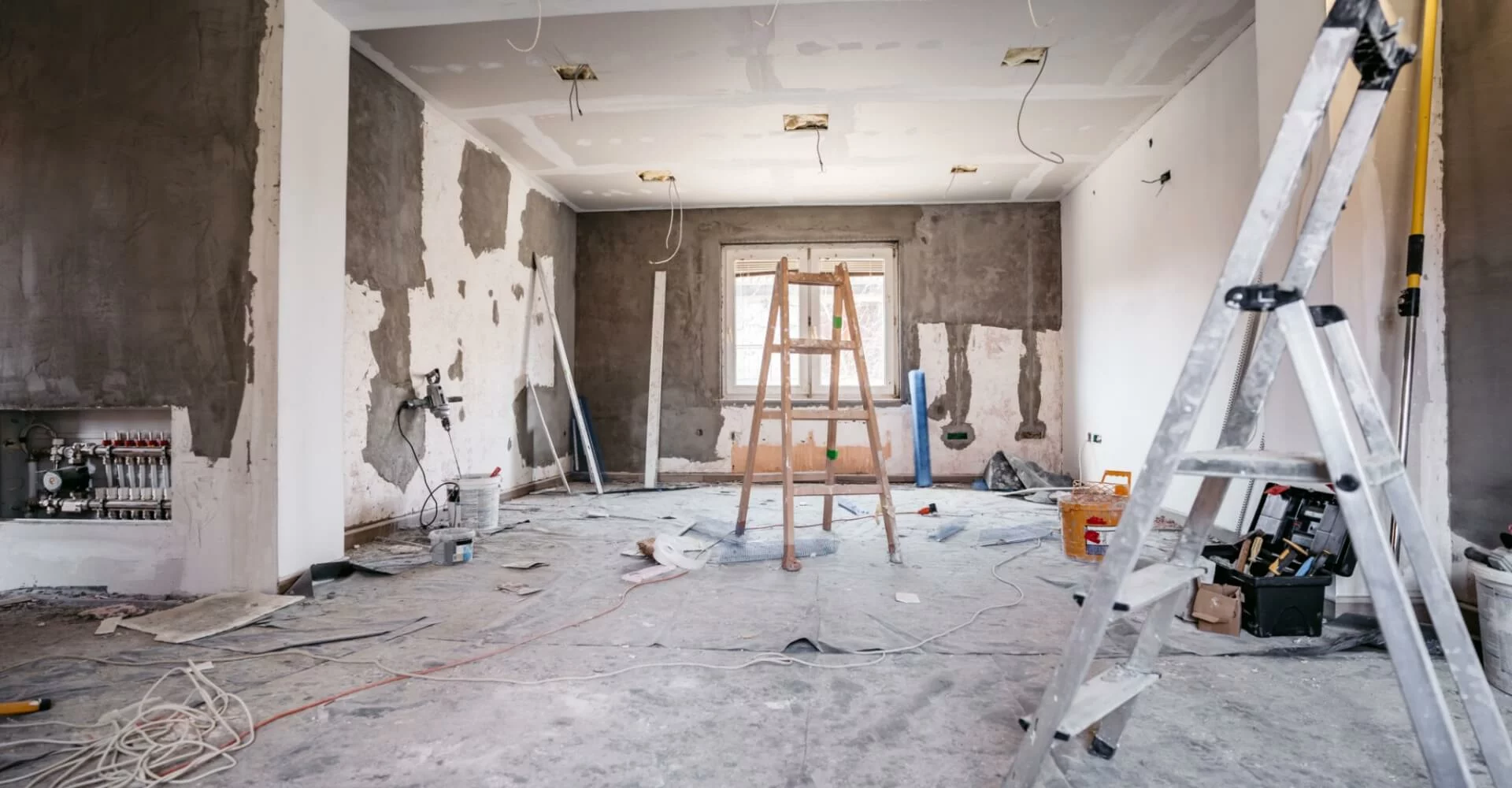 Rénover une maison en Gironde : rénovation partielle ou rénovation complète, que choisir ?